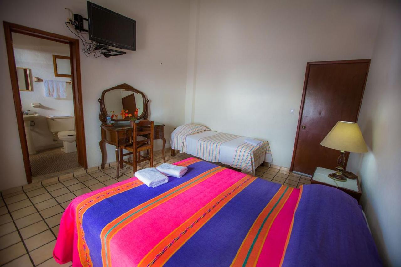 Hostal La Parroquia En Comala Buitenkant foto